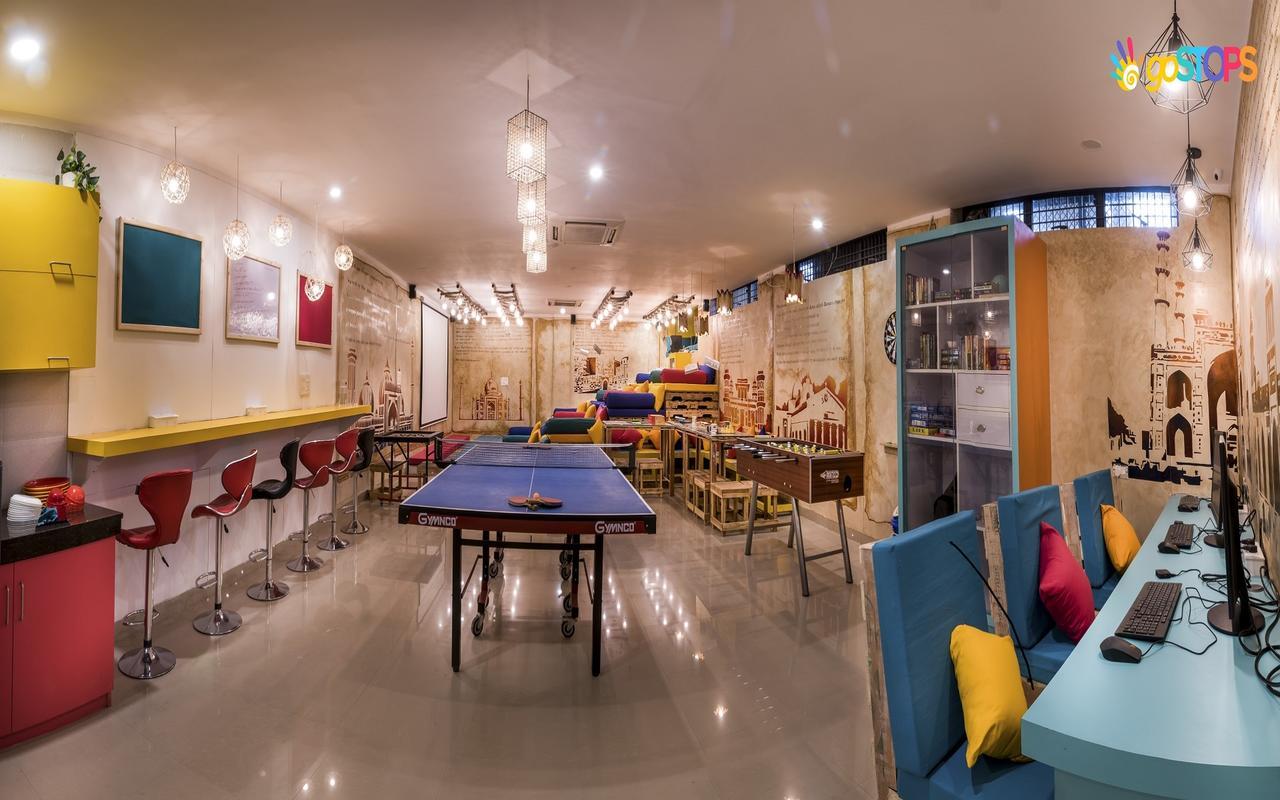 Gostops Agra - Rooms & Dorms Екстериор снимка