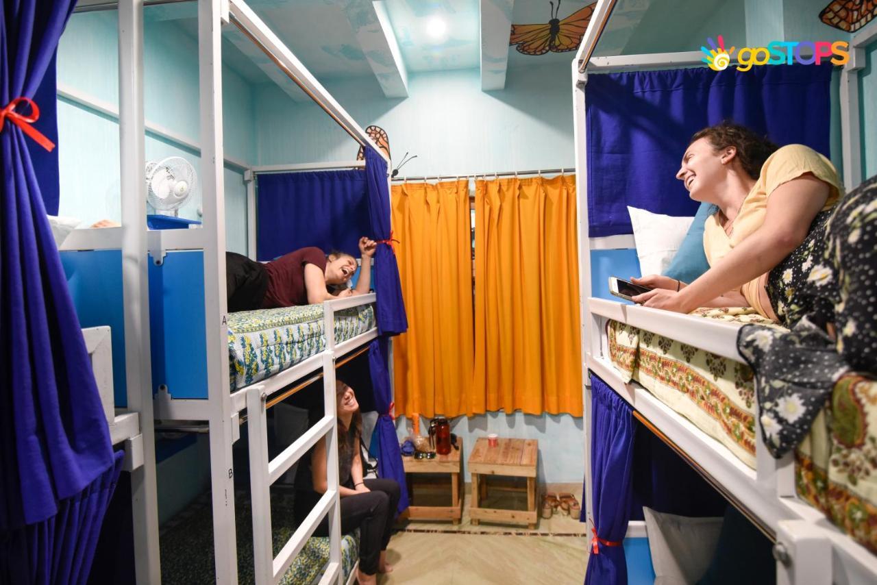 Gostops Agra - Rooms & Dorms Екстериор снимка